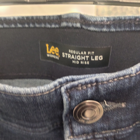 Jeans - Picture 2 of 3